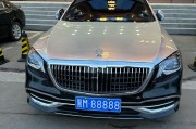 佳木斯车牌号88888惊现街头，引发市民热议