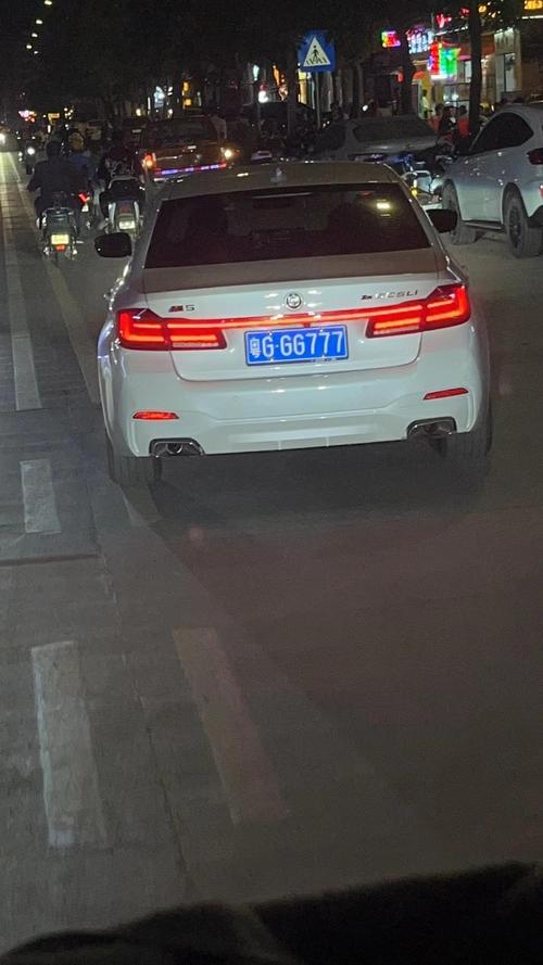 恩施车牌7777”横空出世,绝版靓号引车迷竞相追逐!