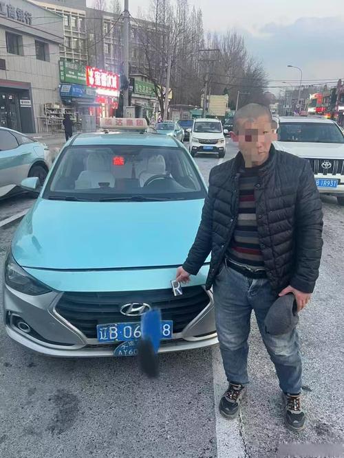 出租车牌照:该自由交易还是严格管控?