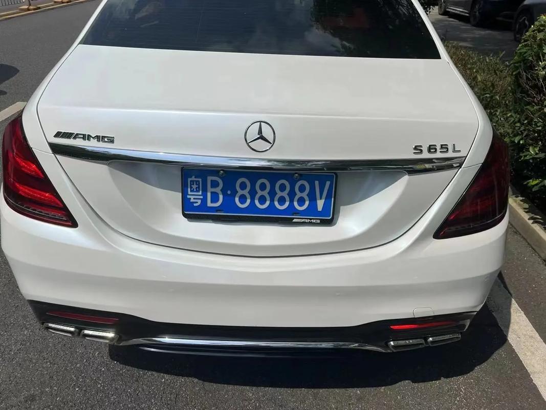 佛山车牌88888惊现街头,命运多舛引网友热议