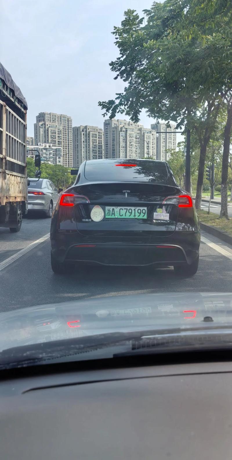 江西车牌新风尚:靓号车牌引爆车界潮流