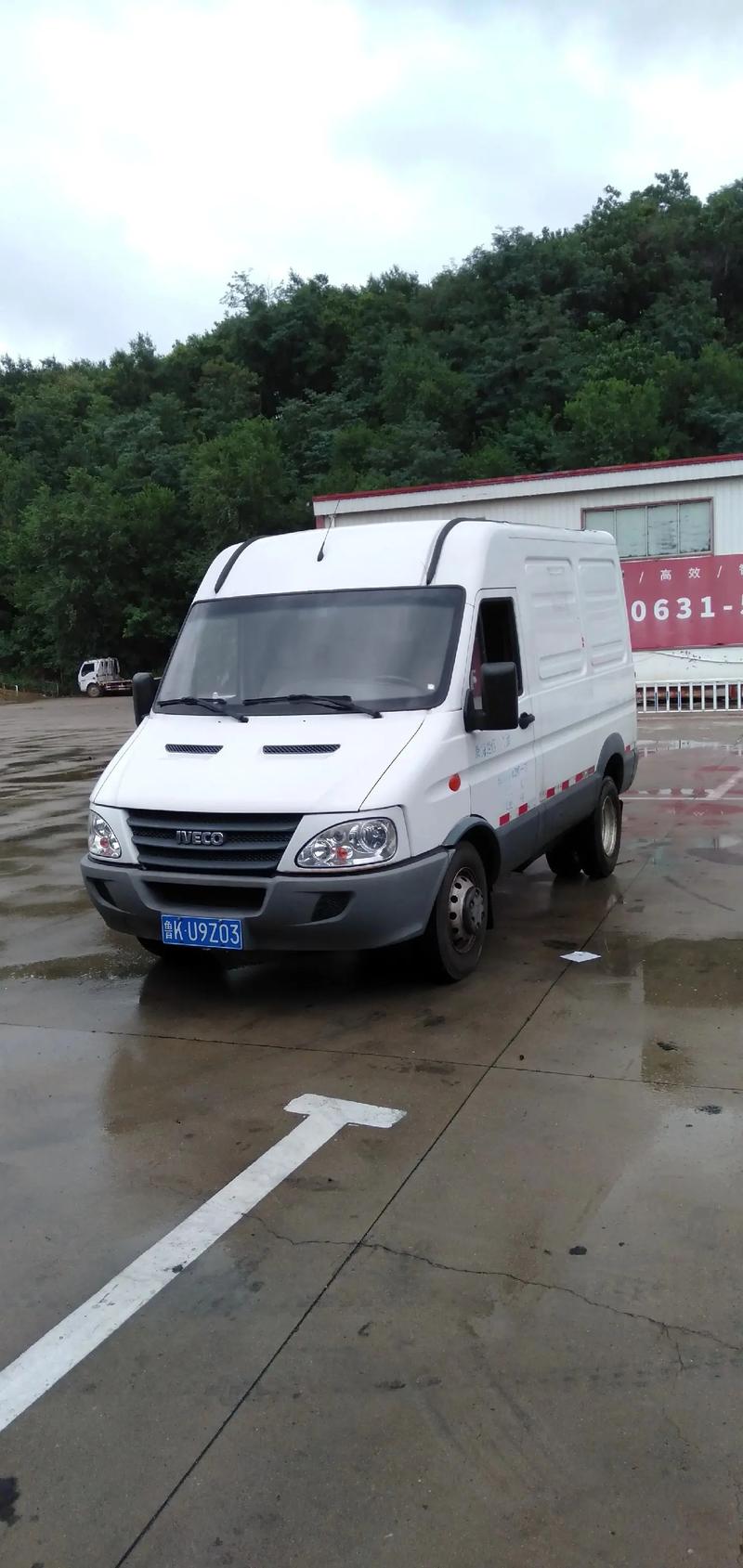 88888车牌号笑翻天，网友：这车主是不是把彩票号码打错了？”