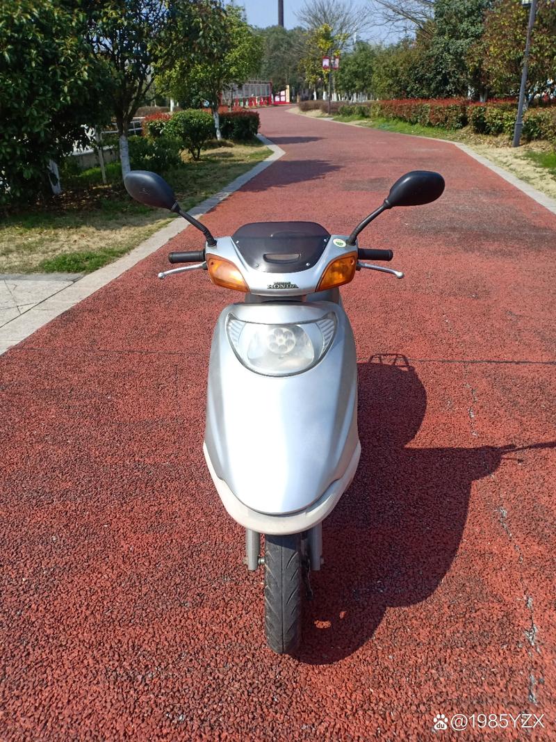 上海摩托车C照:驾驭自由,点亮城市新风尚