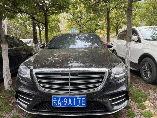 奔驰E300车牌号码曝光,尽显尊贵气质!