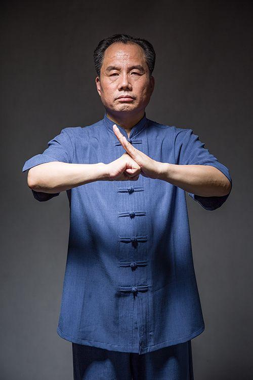 塔沟武校刘海科车牌曝光:豪车彰显武校校长实力!