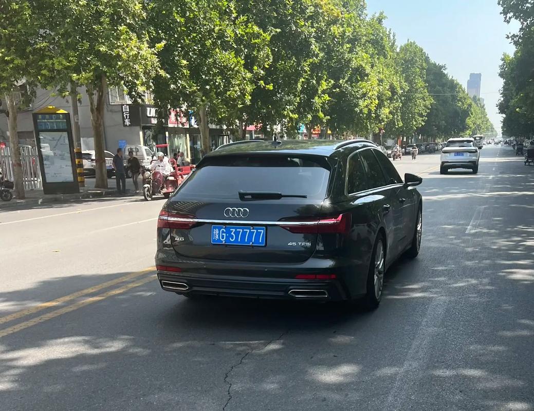 探寻新乡车牌靓号背后的故事:一户人家的车牌情缘