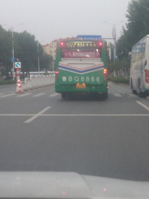 仙桃市车牌福瑞999”惊现街头,车友争相热议!