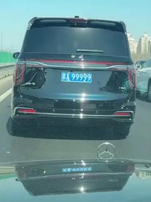 天津车牌豹子靓号诞生!价值连城,谁将成为新车主?