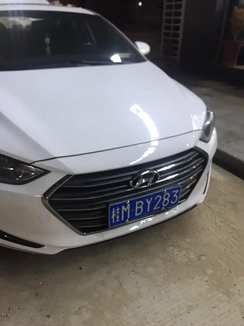 m车牌标志:这款热门车型引关注!
