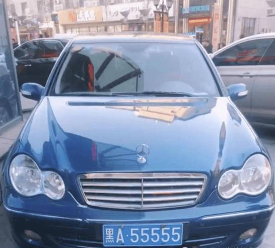 成都车牌555:车牌中的金凤凰
