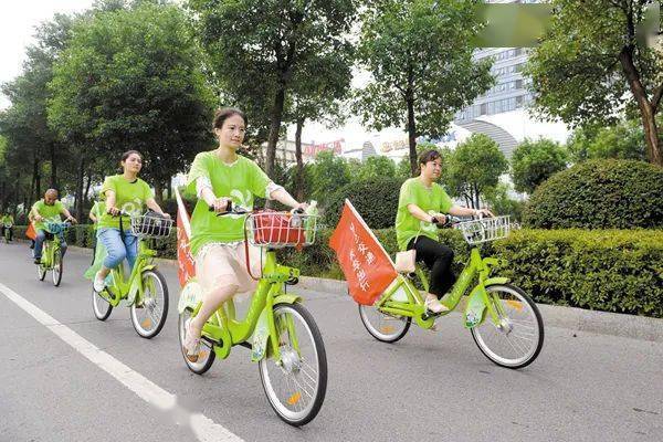 泉州车牌靓号新能源,绿色出行新风尚!”