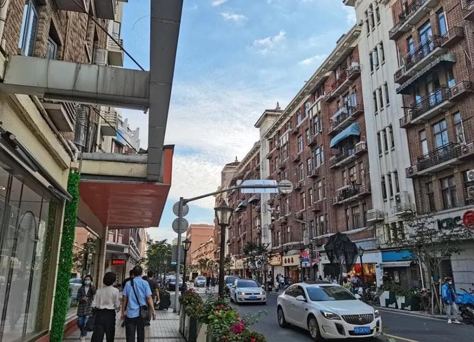 淮北车牌靓号:街头一景,折射城市繁华韵味