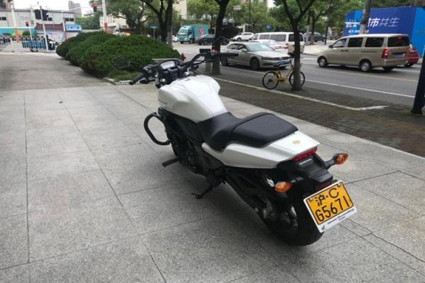 南宁车牌靓号助力摩托,梦想启程