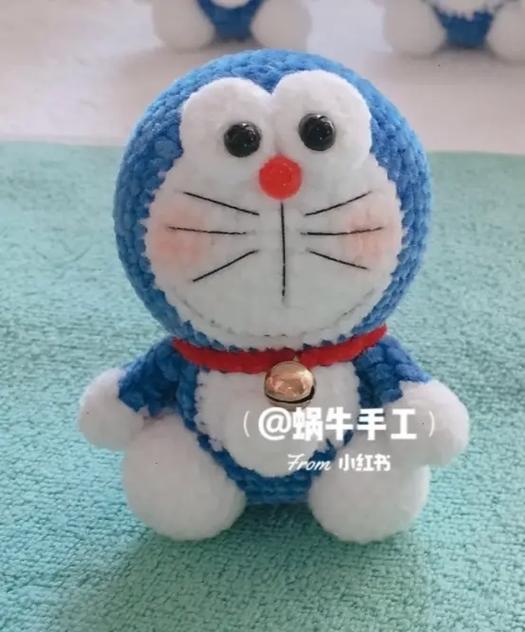 机器猫神奇钩织术:车牌钩织,萌动万千粉丝心