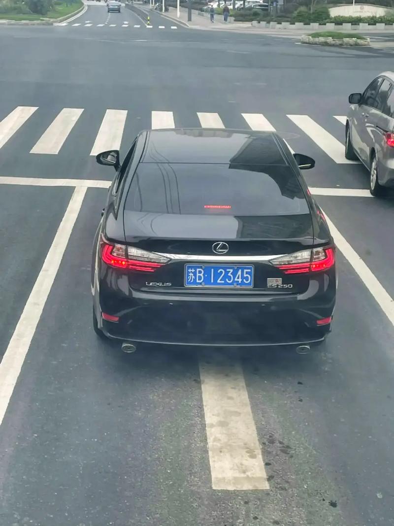 45678车牌靓号:车牌界的明星,你的专属身份象征