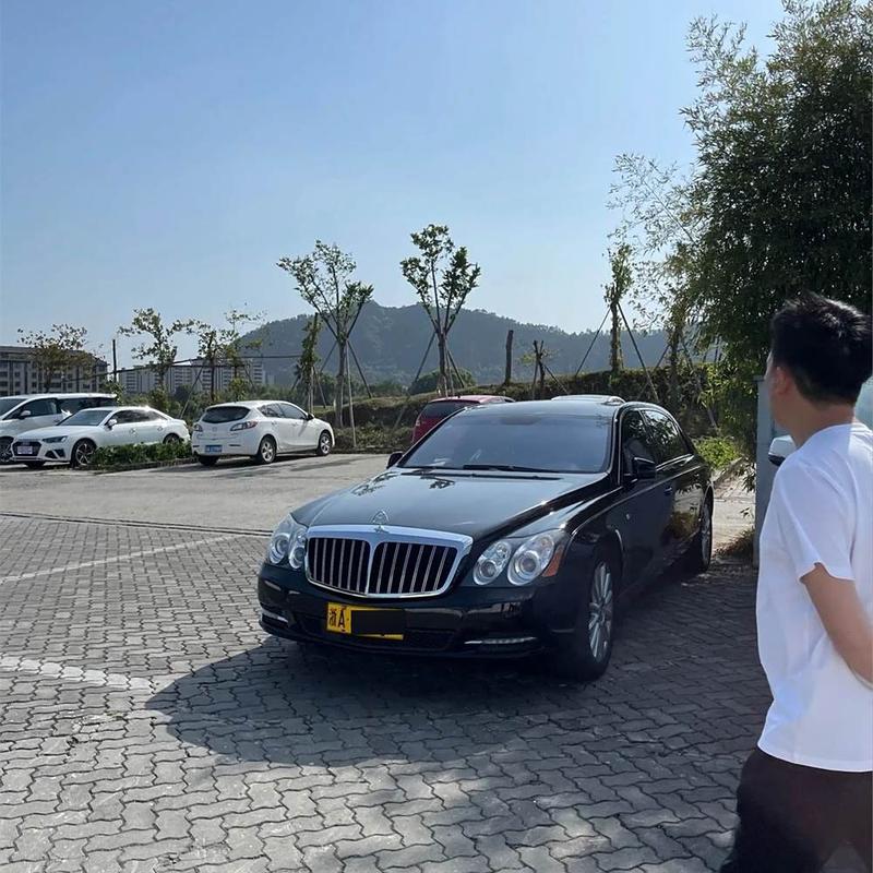 杭州车牌靓号池惊现88888”珍品,车主们争相追捧!