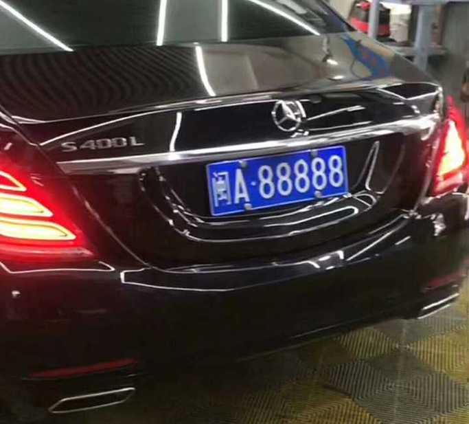 塔城车牌号‘88888’,一牌难求的吉祥之选