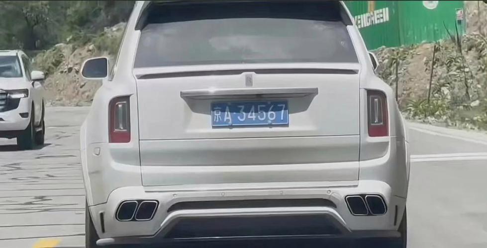 顺子车牌号价格飙升:热门车牌背后的价值