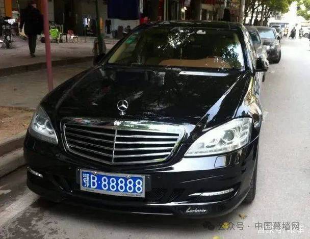 南京爆款车牌四连号,车牌价值高达百万,车主身份曝光!