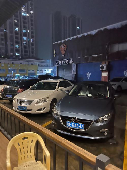 城市之光:e车牌靓号街头风采掠影
